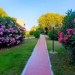 Sunset Blue House Дом отдыха *
